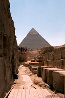 Sphinx with Khafre Pyramid-3